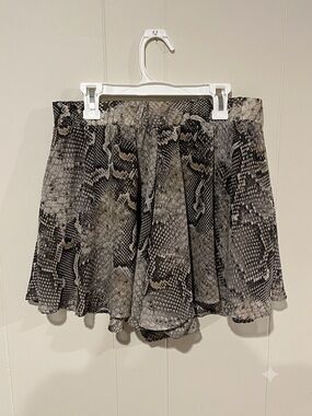 Show Me Your Mumu Satin Python Boho Snakeskin Swing Shorts L